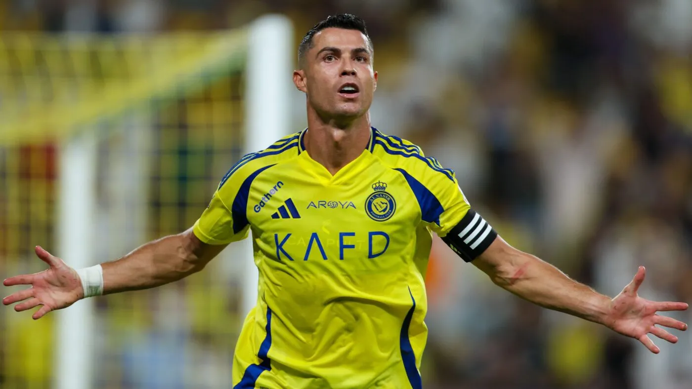 ronaldo lập cú đúp