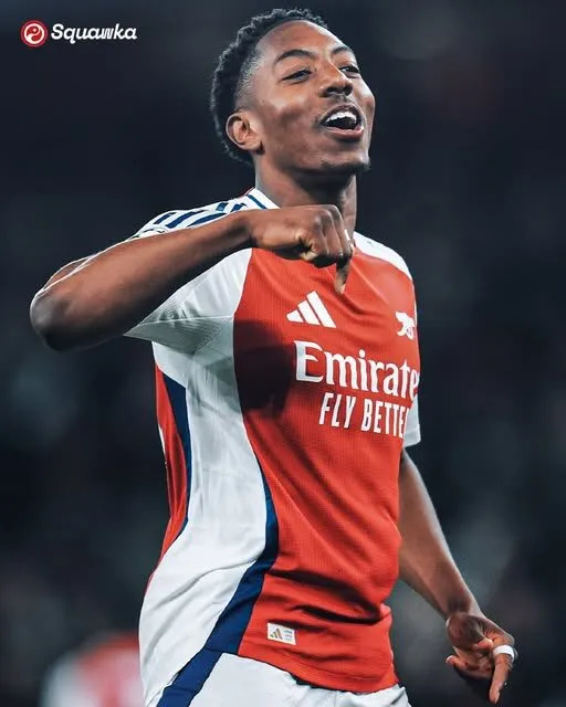 Manchester United rộng cửa đón Myles Lewis-Skelly