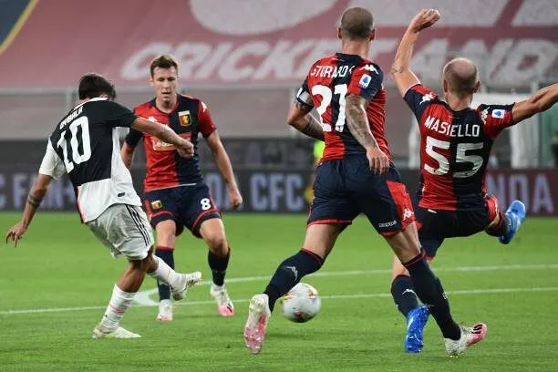 Hạ gục Genoa, Juventus phả hơi nóng vào cuộc đua top 4 Serie A