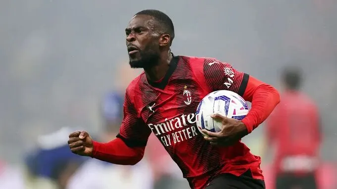 AC Milan chốt tương lai
