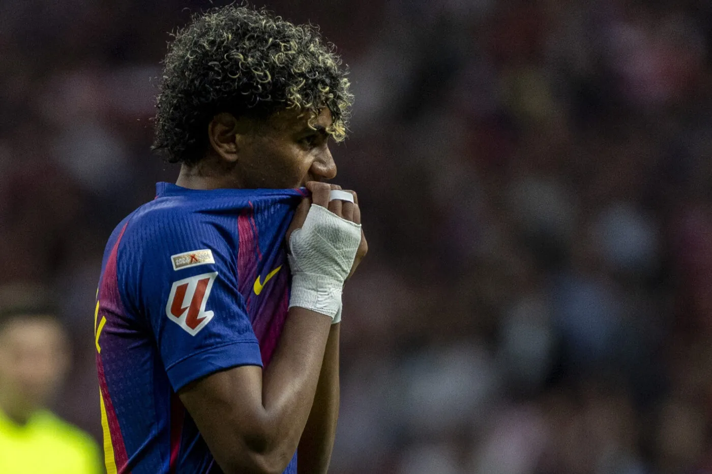 Vấn đề Barca: Hansi Flick và “cơn hờn dỗi” của Lamine Yamal